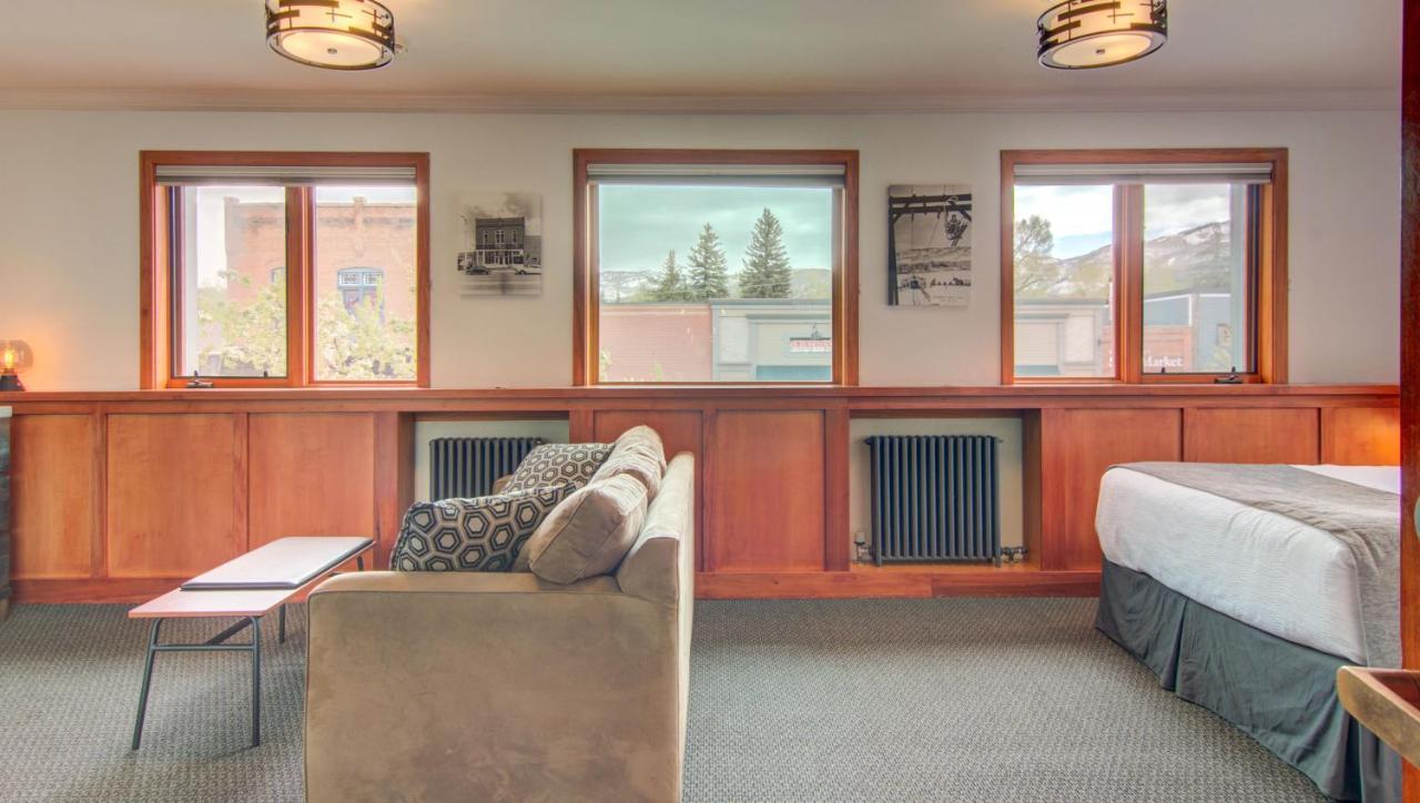 The Bristol Hotel Steamboat Springs Exterior photo